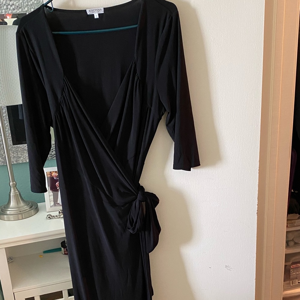 Kiyonna size 1 black wrap around dress